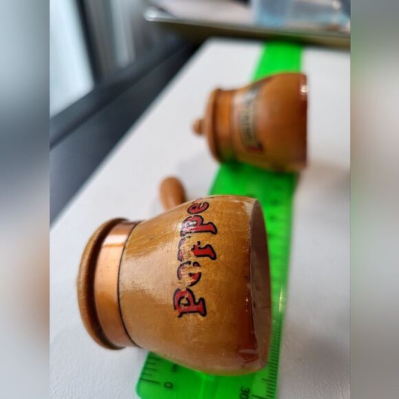 Vintage wooden S&P Shakers, Green Lakes WS - Picture 6 of 12